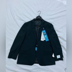 Black 46R slim fit active series Haggar blazer. Brand new.
